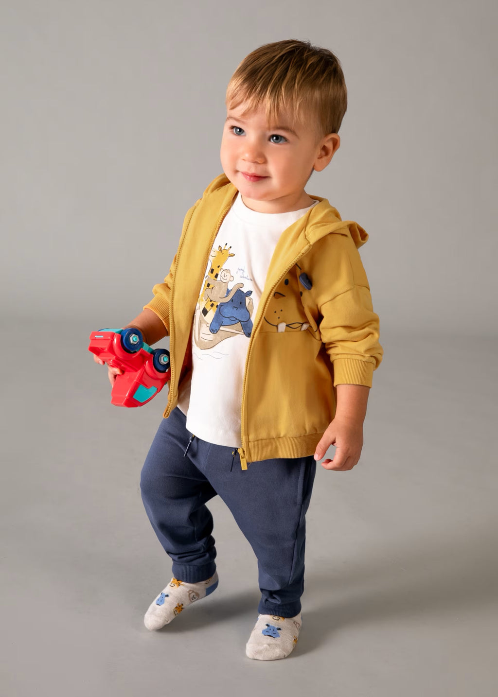Chándal con camiseta interactivo