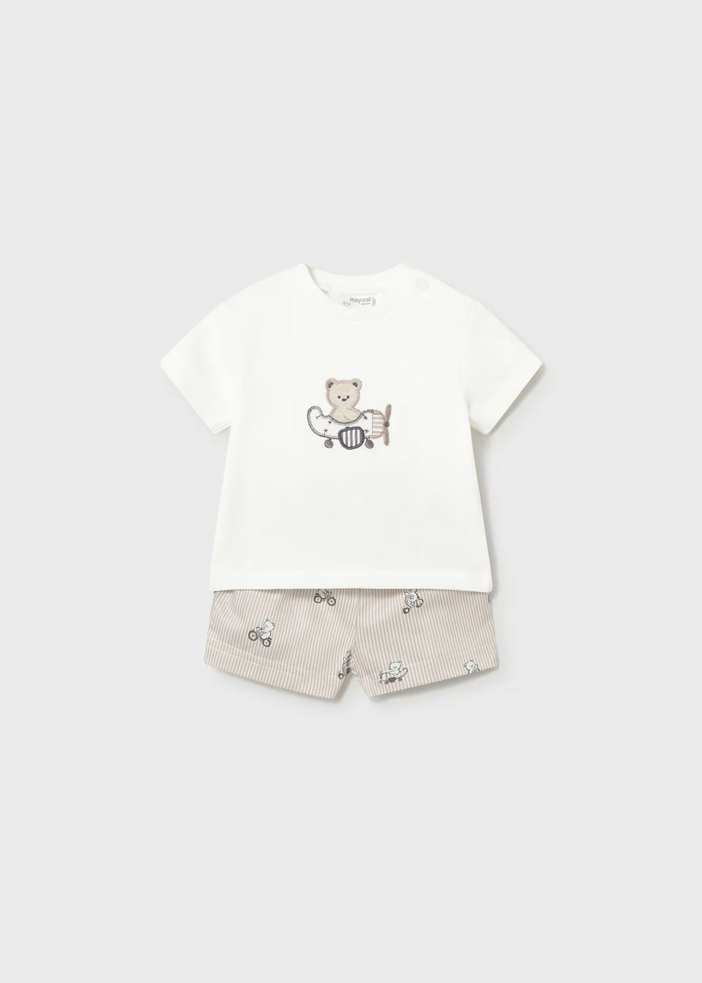 Conjunto pantalon corto camiseta