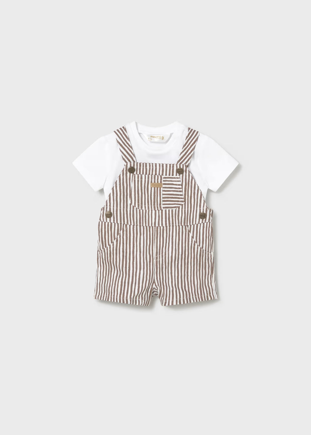 Conjunto peto y camiseta