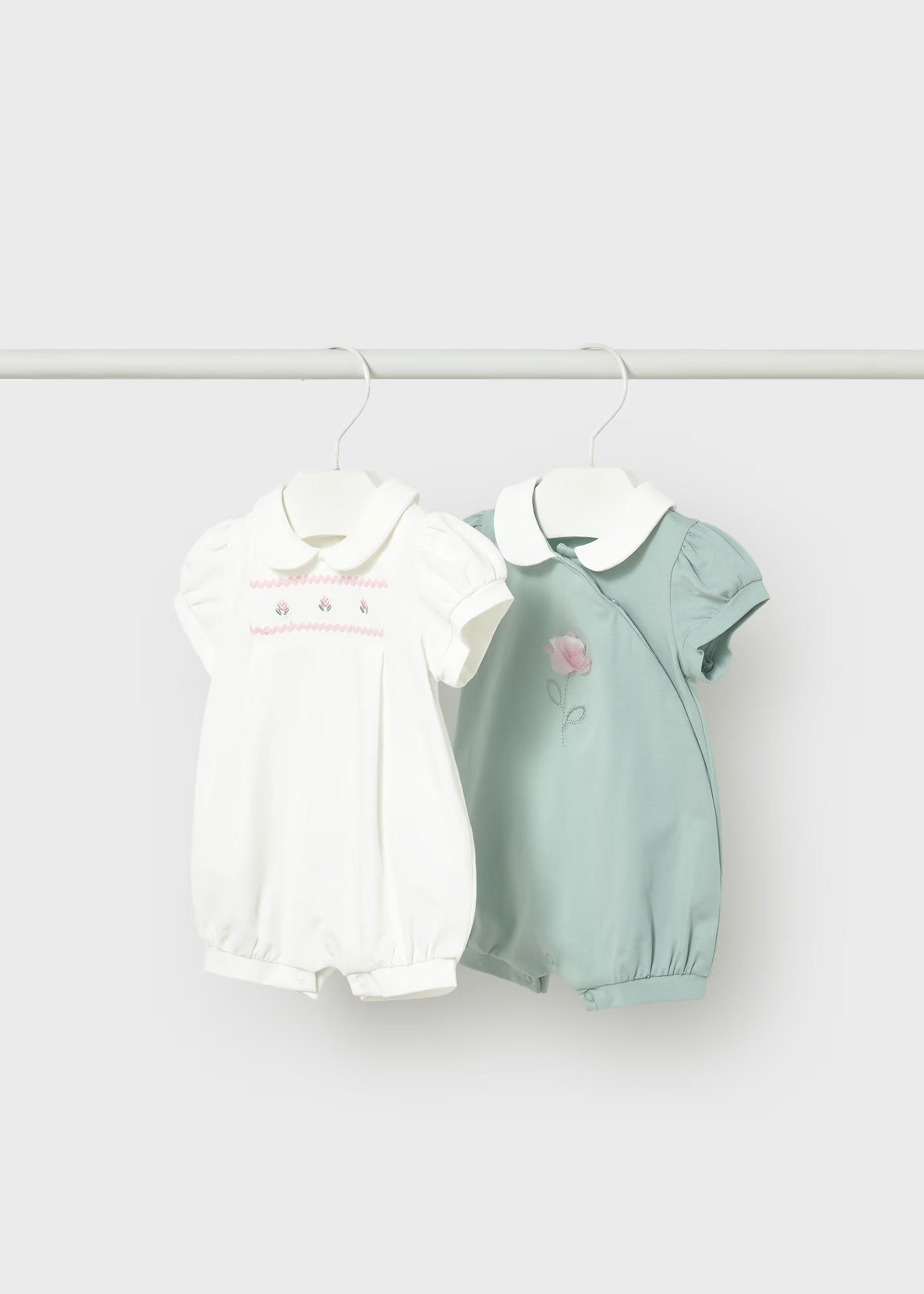 Set 2 pijamas cortos bordados