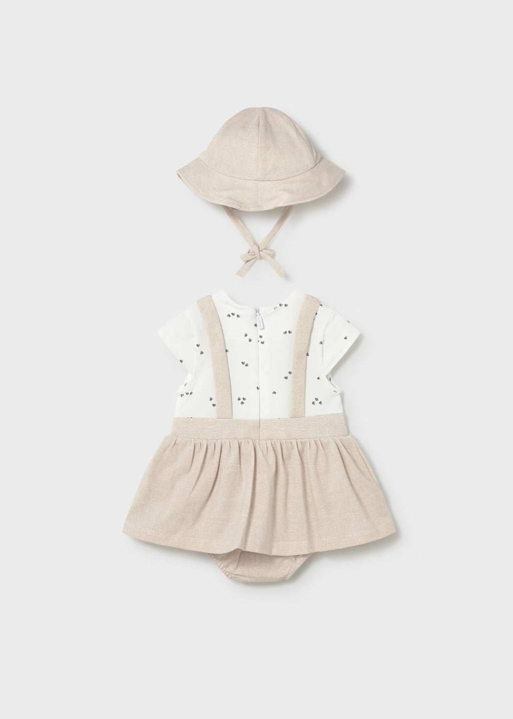 Vestido peto con gorro