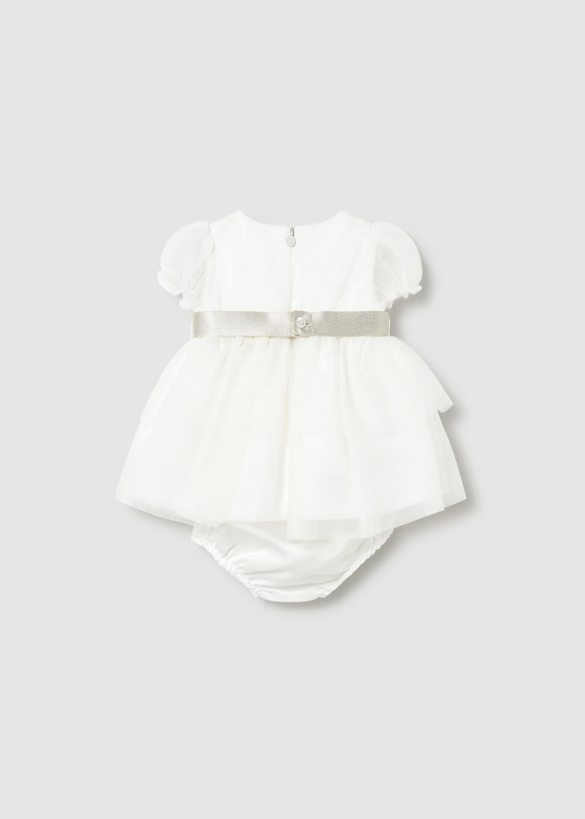 Vestido tul con cubre pañal ceremonia